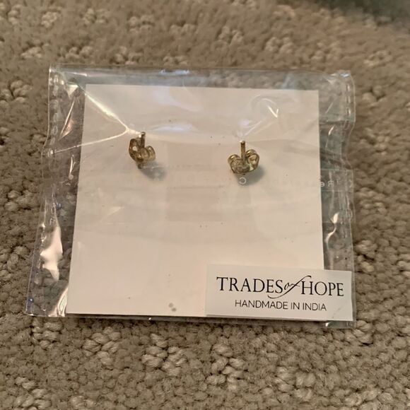 COPY - Trades of hope earrings - Picture 3 of 3
